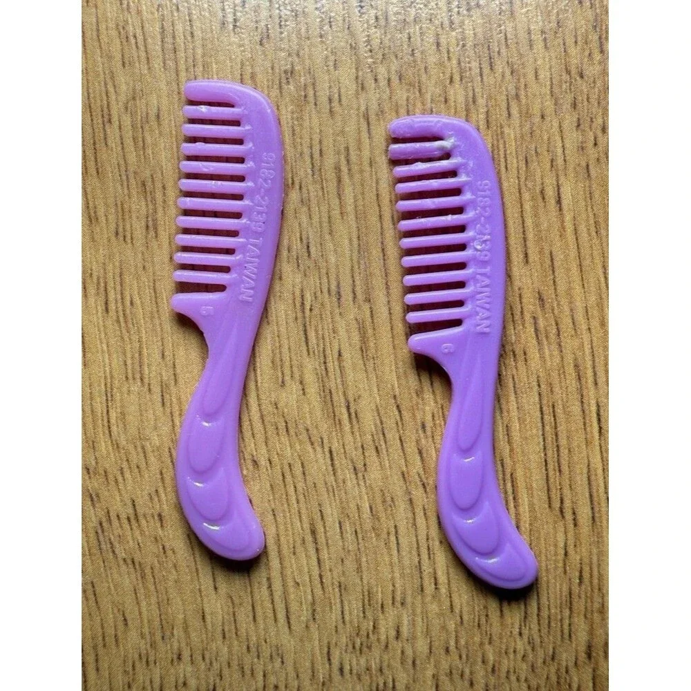 Vintage She-Ra Princess of Power Lot‎ Of 2 Combs MOTU Mattel 1980s Purple
